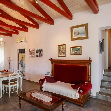 Rosie's Herb House Villa