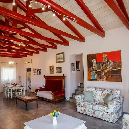 Rosie's Herb House Villa *