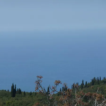 Rosie's Herb House * Karia (Kefalonia)